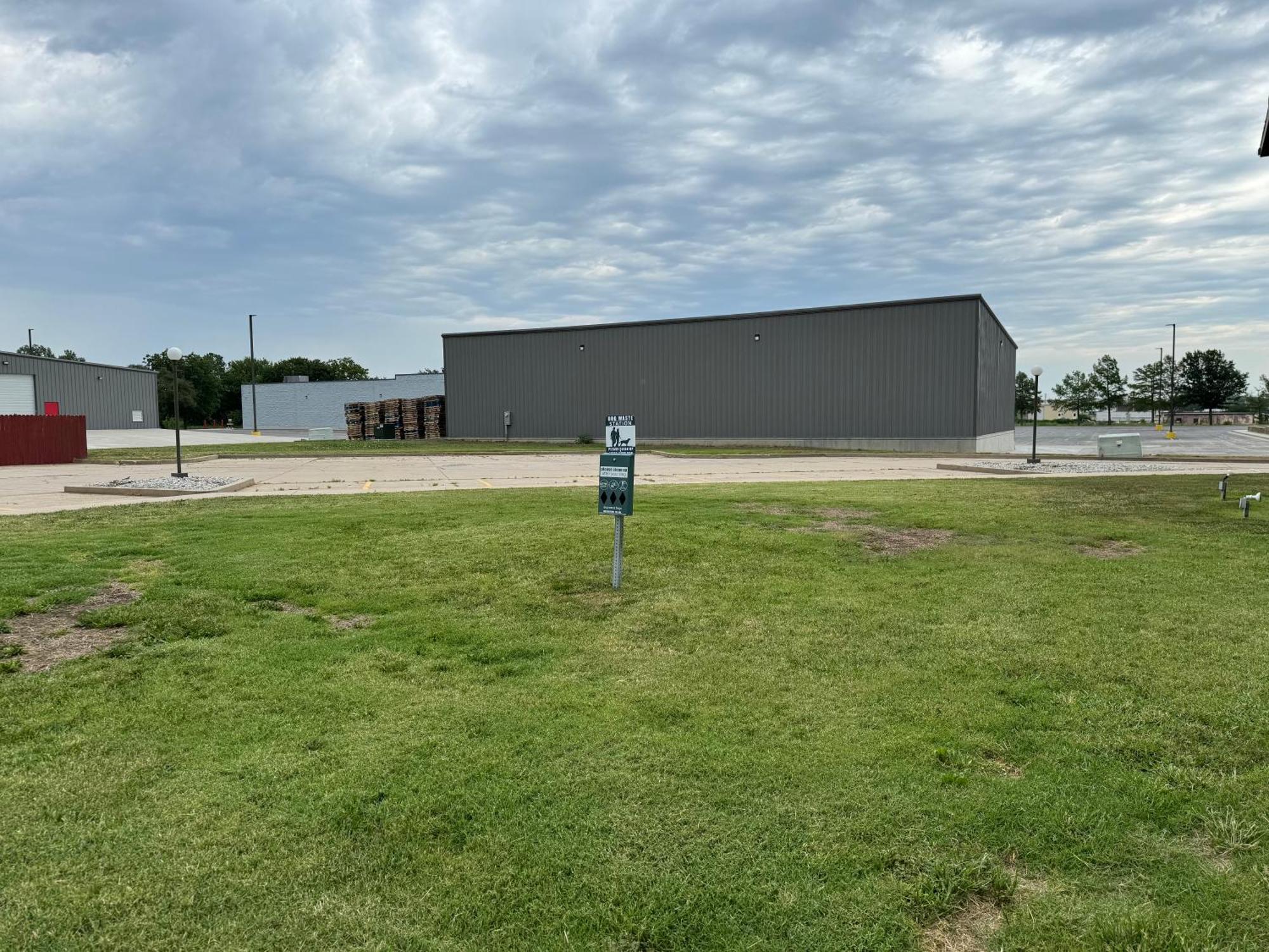 Super 8 By Wyndham Independence Ks Hotel Exterior foto